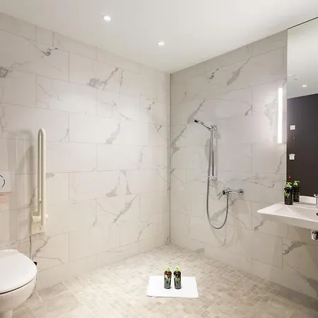 Limehome Stresemannstraße - Digital Access Aparthotel 3*