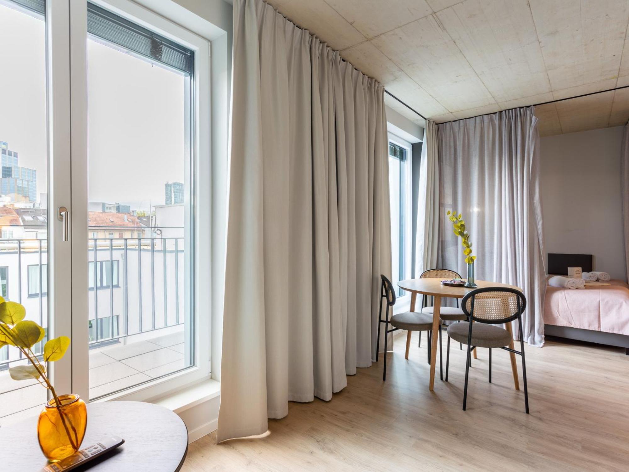 Limehome Stresemannstraße - Digital Access Aparthotel 3*