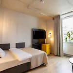 Limehome Stresemannstrasse - Digital Access Düsseldorf